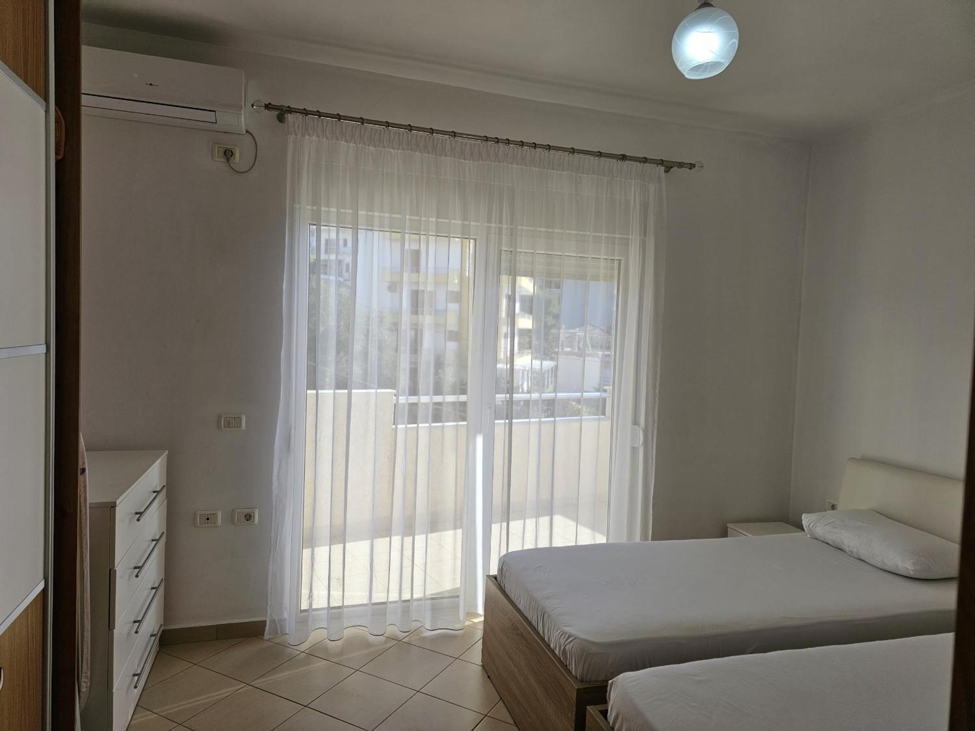 Svein Apartment Саранда Екстер'єр фото